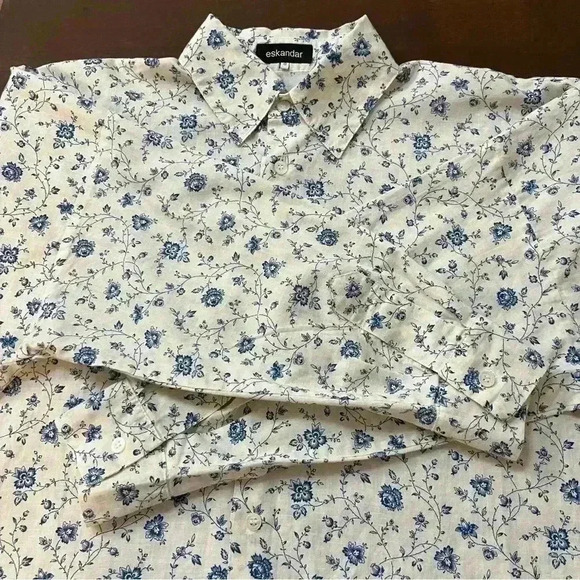 Eskander Oversize Long Sleeve Floral Top-Size 0 - Picture 6 of 9